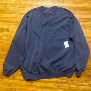 ⭐️ NEW Taylor Swift The Eras Tour - Blue Crewneck (L) Tour Exclusive!